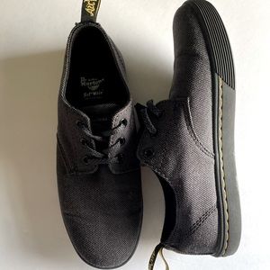 Dr. Martens Santanita Canvas SoftWair Sneaker Sz 6